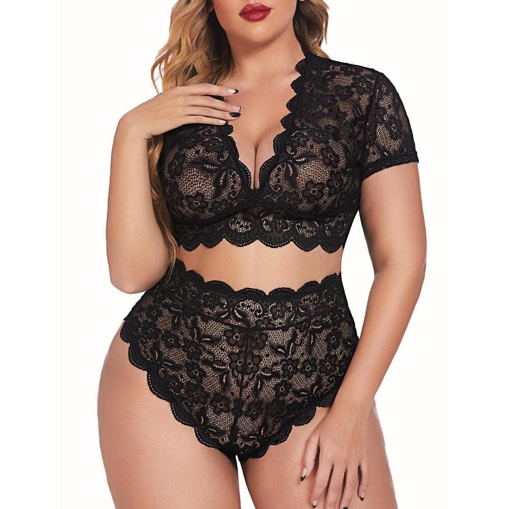 7420 Plus Size Lingerie Plus Floral Lace Scallop Trim Lingerie Set Deep V